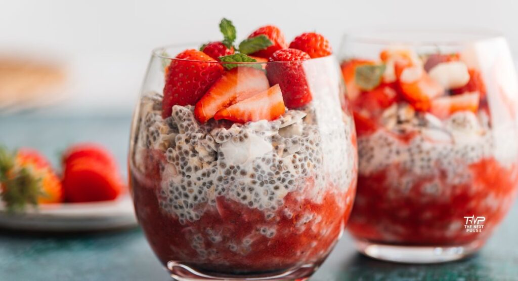 Keto Chia Pudding With Strawberries