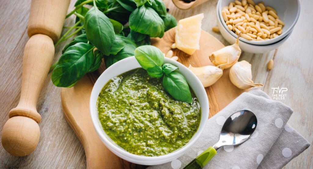 Basil Pesto Sauce with Pine Nuts
